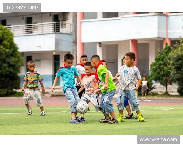 日辉小学足球明星的成长之路与梦想追逐故事